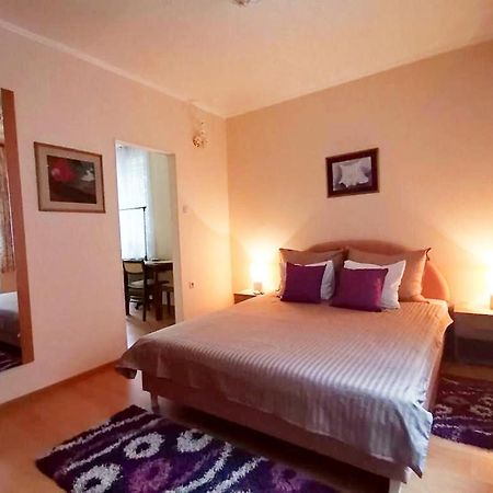 Sandrea Studio Apartment Subotica Eksteriør billede