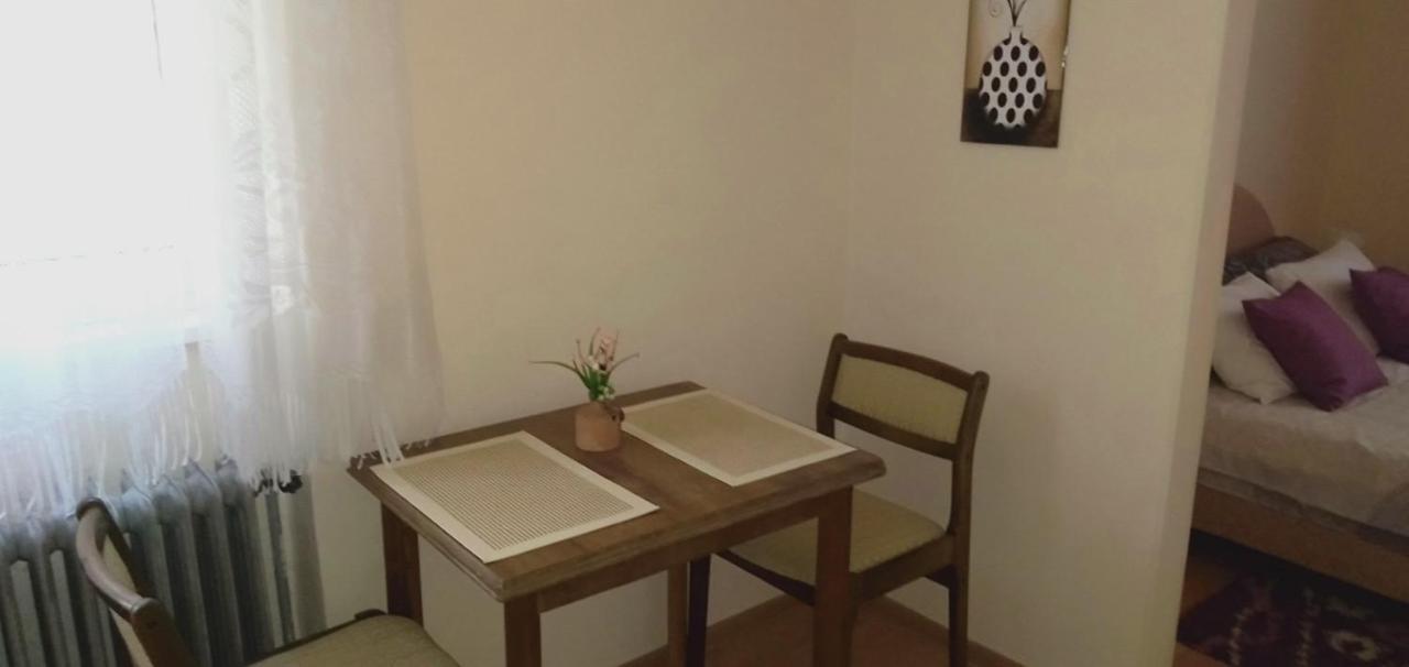 Sandrea Studio Apartment Subotica Eksteriør billede